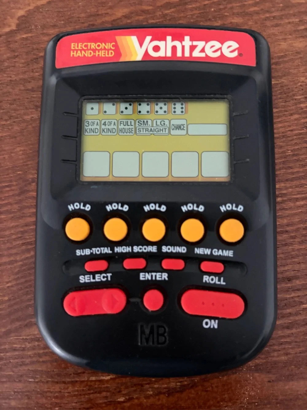 Yahtzee Electronic Hand-Held Game - TESTED WORKING NO AAA BATTERY INCLUDED